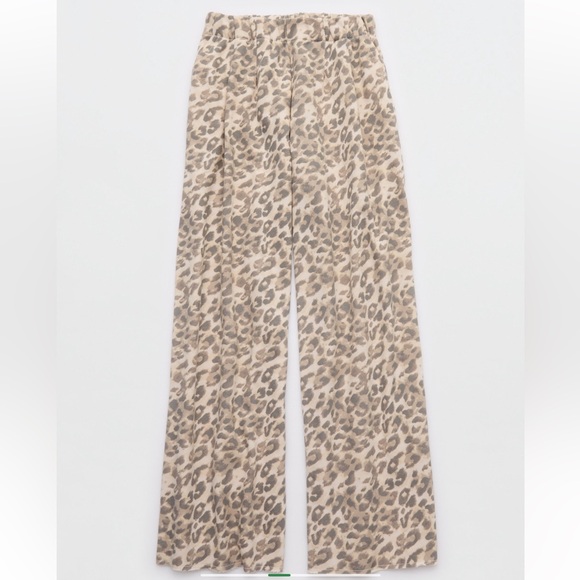 Aerie leopard street wide leg trousers - Picture 8 of 12
